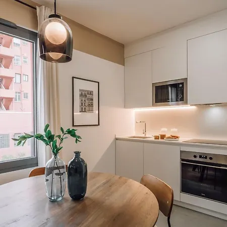 Luso - 2 Bedrooms In Alcantara Lisbona